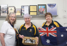 Playford encouraging volunteer cheer