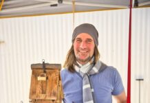 Vadoulis Fortnightly Markets socials