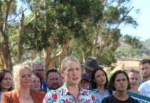 Hurn holds on to Schubert