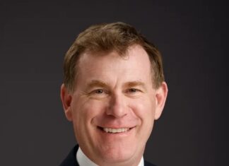 Labor clings to Taylor